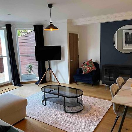 פולקסטון Stunning Apartment By The Leas, West End מראה חיצוני תמונה