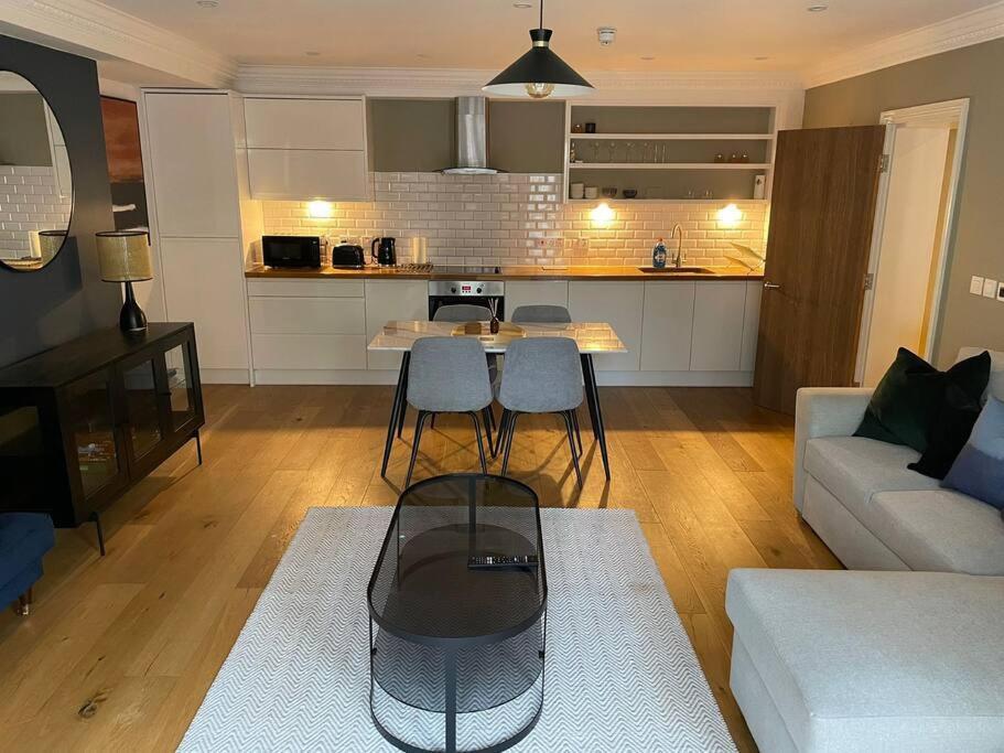 פולקסטון Stunning Apartment By The Leas, West End מראה חיצוני תמונה