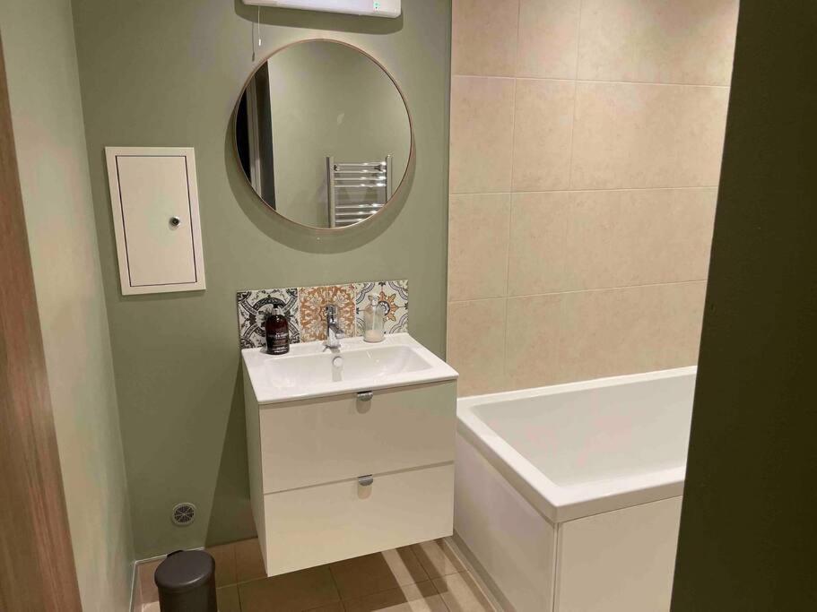 פולקסטון Stunning Apartment By The Leas, West End מראה חיצוני תמונה